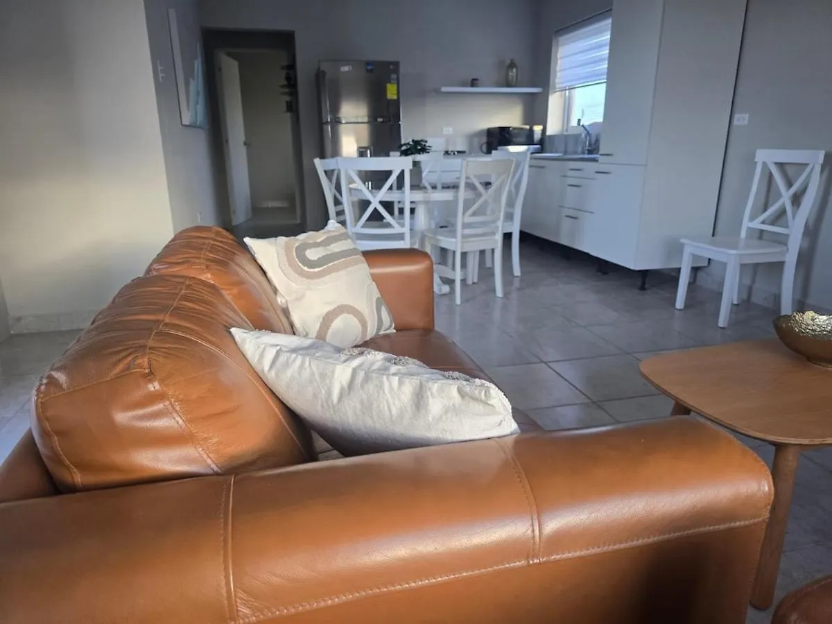 New, Cozy & Close To Everything Palm Beach Aruba